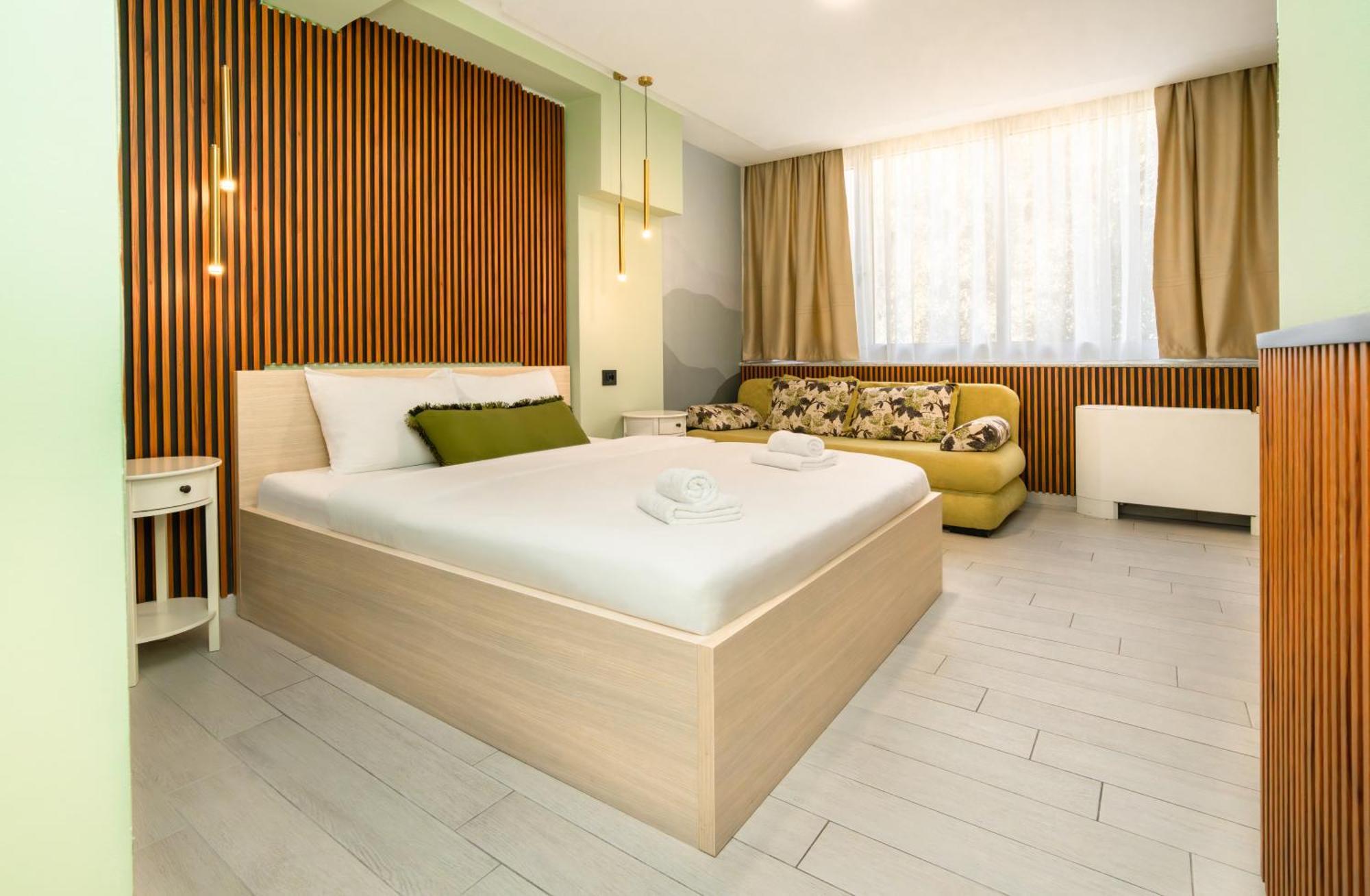 7 Hills Rooms Podgoriţa Exterior foto
