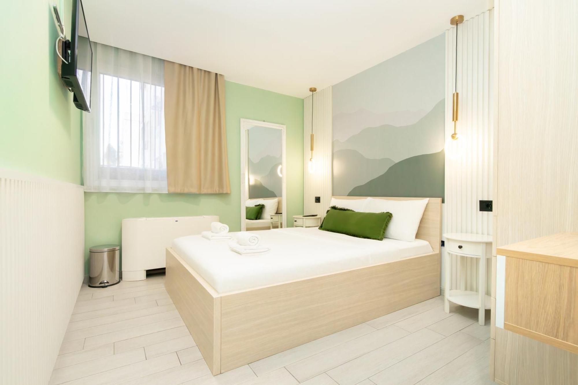 7 Hills Rooms Podgoriţa Exterior foto
