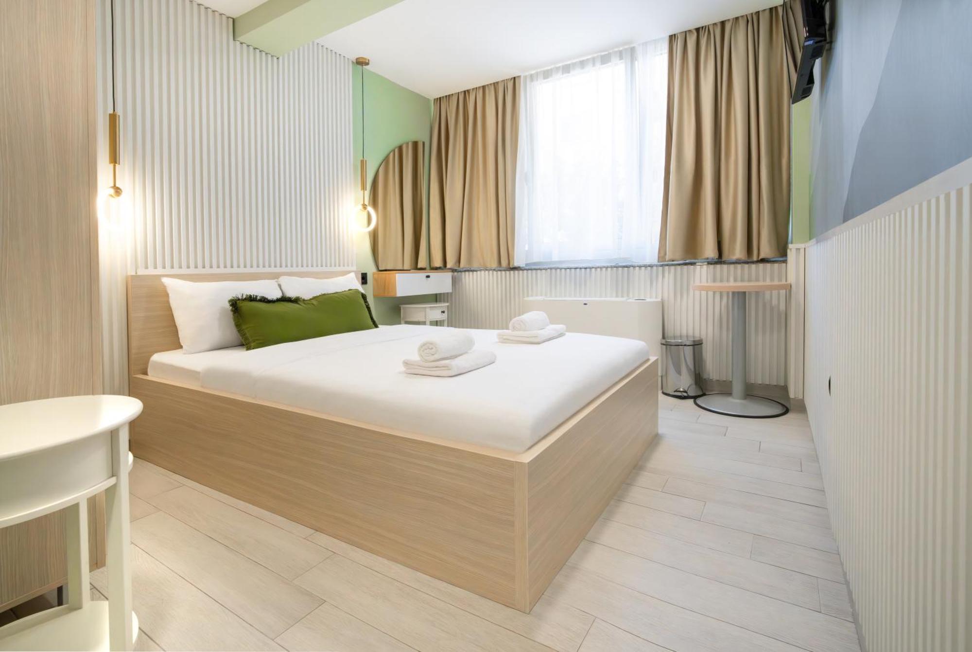 7 Hills Rooms Podgoriţa Exterior foto